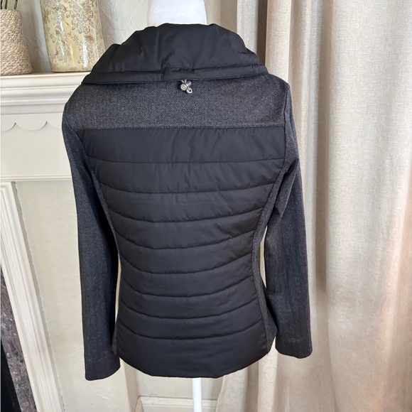 Helly Hanson Astra herringbone jacket woman’s size small - Picture 5 of 9